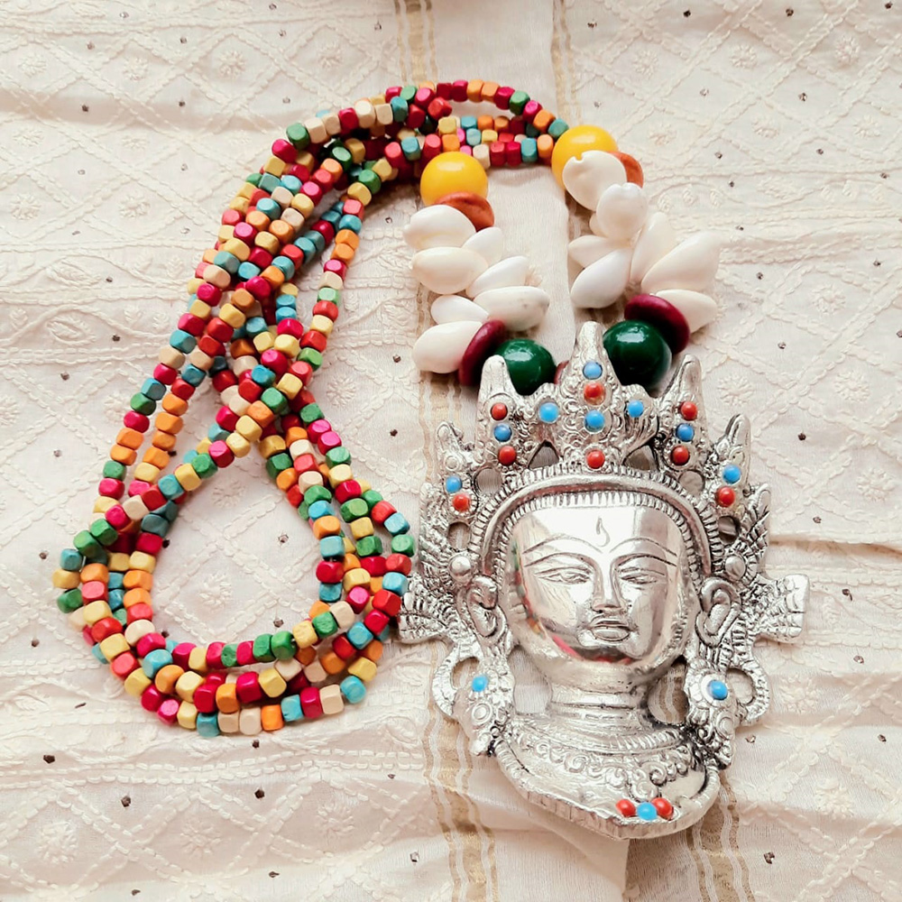 COLORFUL WOODEN BEADS WITH BUDDHA PENDANT